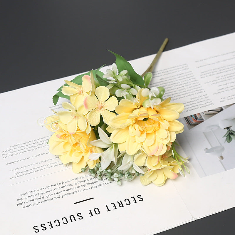 Elegante Synthetische Bloemenboeket voor Huishouddecoratie