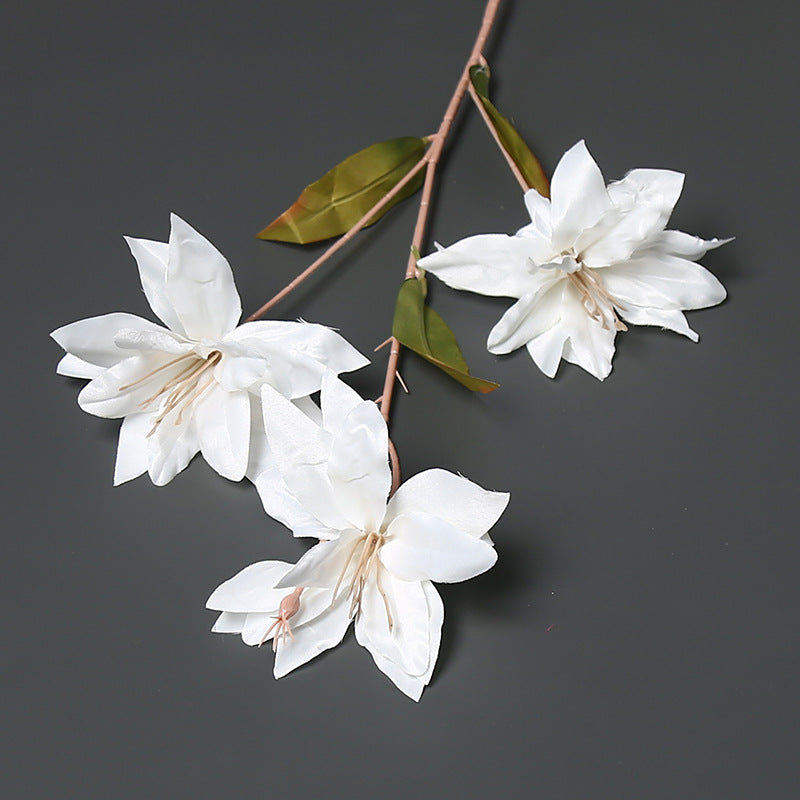 Nep bloemenstamarrangement voor woningdecoratie