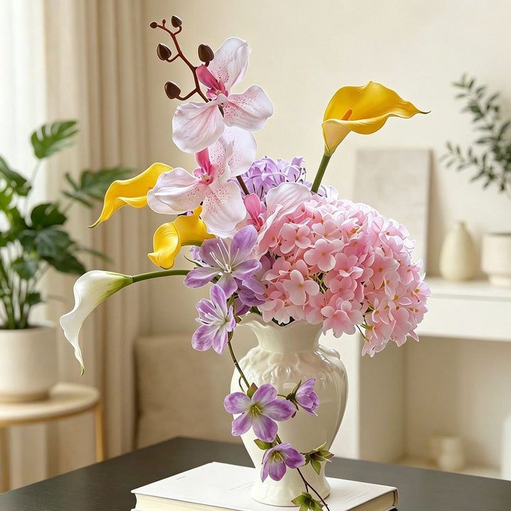 Elegante Gemengde Bloemarrangement voor Mooie Interieurs