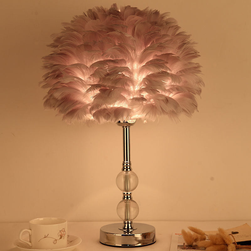 Gevederde Decoratieve Tafellamp