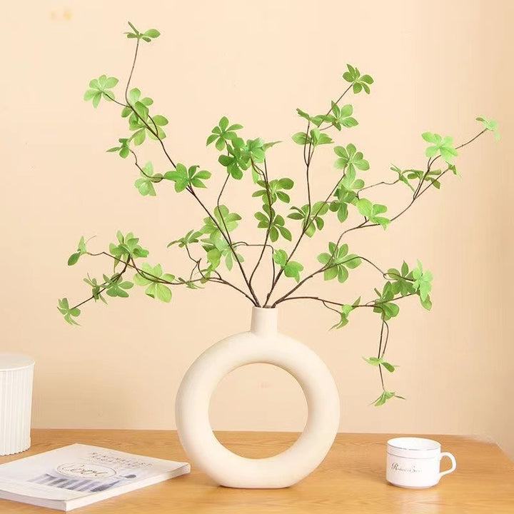 Realistische Decoratieve Groene Takkenarrangement