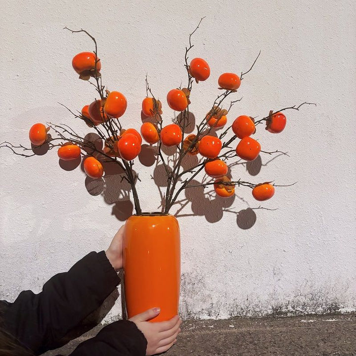 Elegante Decoratieve Bloemenarrangement voor Thuisdisplay