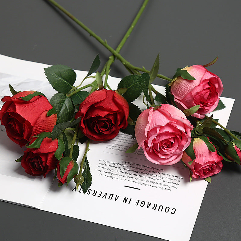 Realistisch Kunstmatige Rozen Arrangement