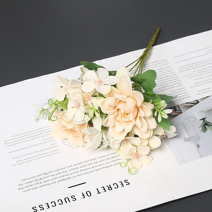 Elegante Synthetische Bloemenboeket voor Huishouddecoratie