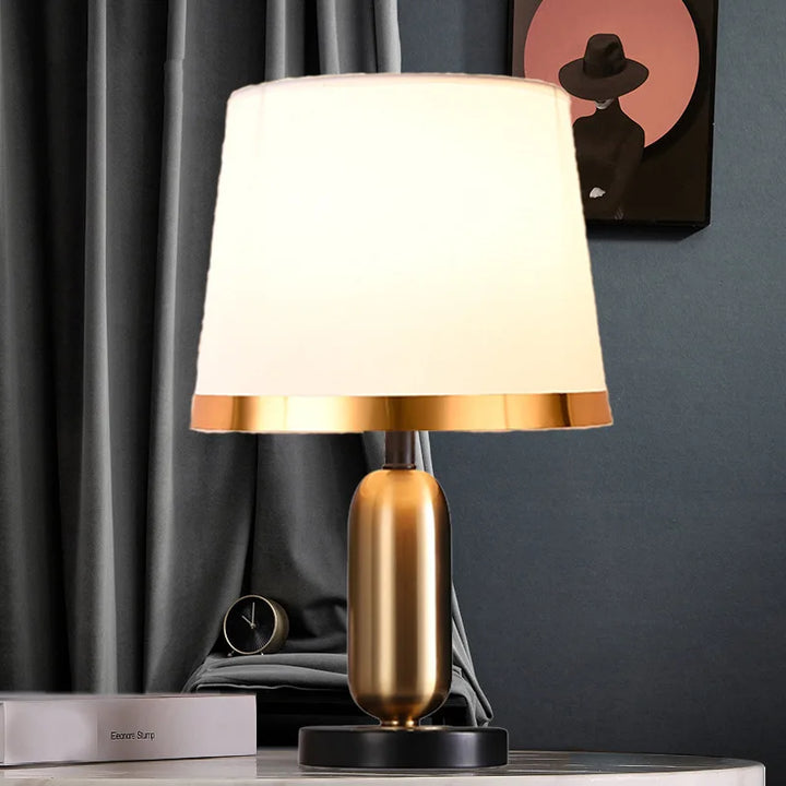 Europese Retro Slaapkamer Nachttafel Lamp - Moderne Amerikaanse Decoratieve Lichtbron