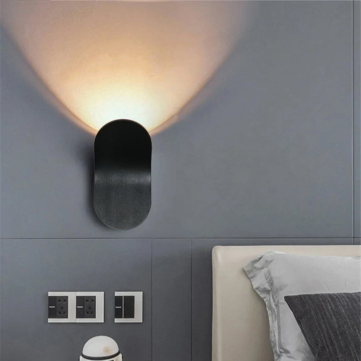 Geef uw ruimte een vleugje elegantie met creatieve minimalistische muurlichten.