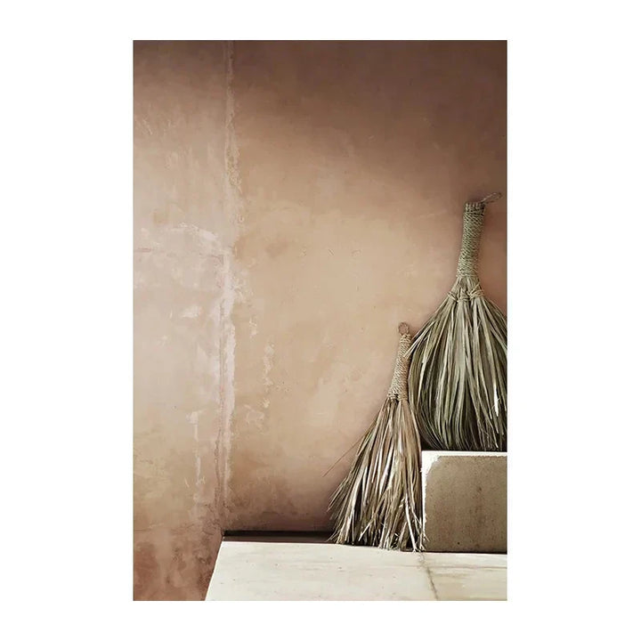 Neutrale kleuren terracotta stilleven vaas muurkunst fine art canvas afdrukken posters architectuur foto's voor moderne woonkamer slaapkamer woninginrichting | Arosta