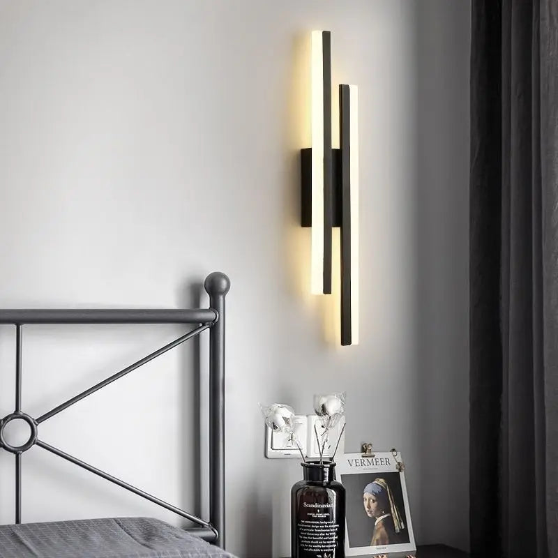 Moderne LED Wandlamp – Zwarte & Gouden Acryl Wandlamp voor Woonkamer, Slaapkamer en Interieurontwerp
