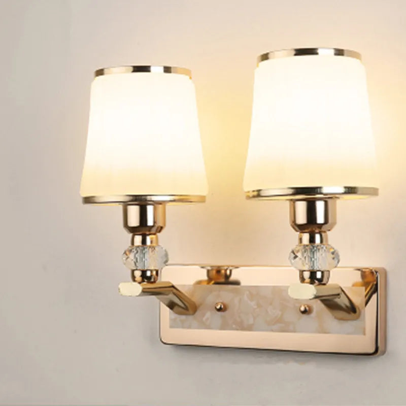 Moderne LED wandlamp met glazen lampenkap | Wandlampen