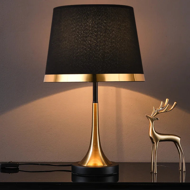 Europese Retro Slaapkamer Nachttafel Lamp - Moderne Amerikaanse Decoratieve Lichtbron