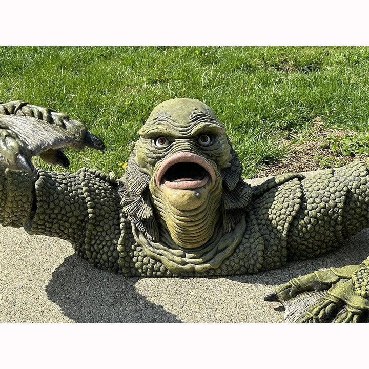 Kreatur The Black Lagoon Grab Sculpturen Figur Tuinbouw Buitenornamenten Monster Standbeeld Man Halloween Decoratie