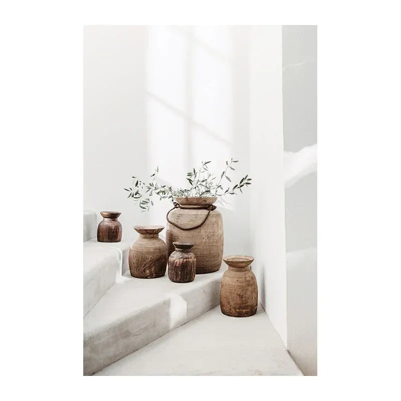 Neutrale kleuren terracotta stilleven vaas muurkunst fine art canvas afdrukken posters architectuur foto's voor moderne woonkamer slaapkamer woninginrichting | Arosta