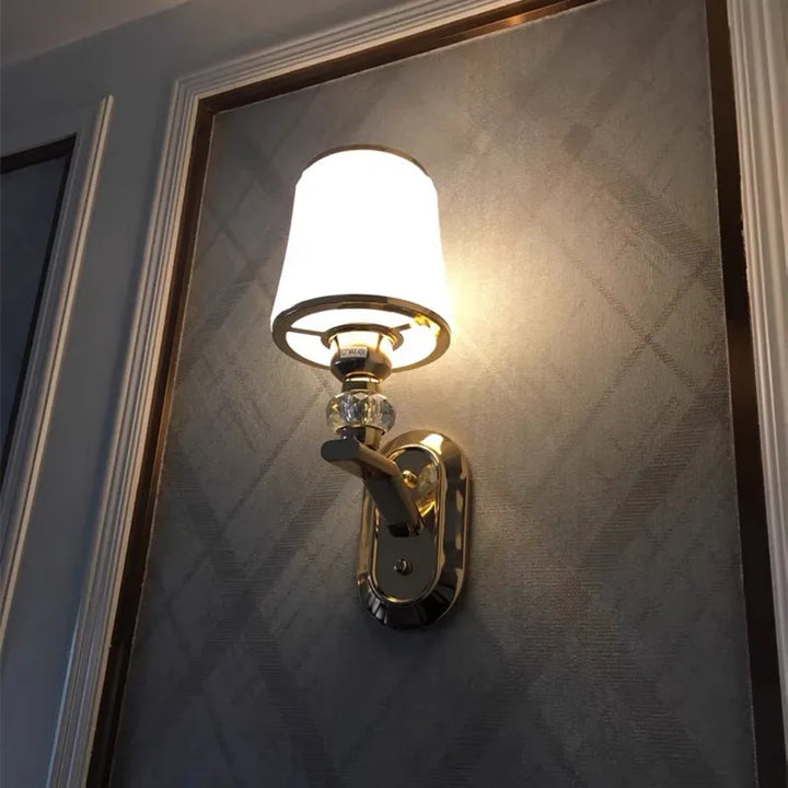 Moderne LED wandlamp met glazen lampenkap | Wandlampen