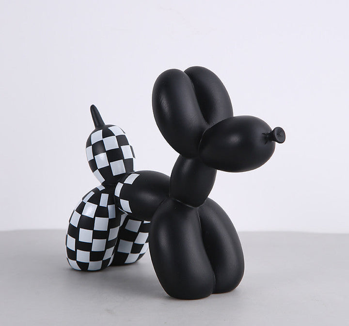 Zwarte en witte ballonhond