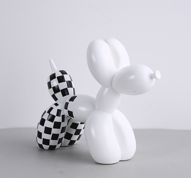 Zwarte en witte ballonhond