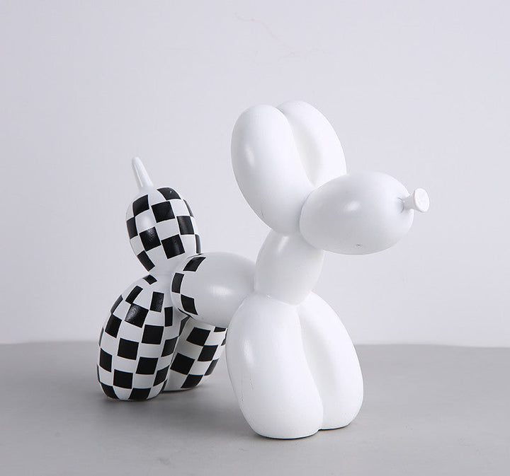 Zwarte en witte ballonhond