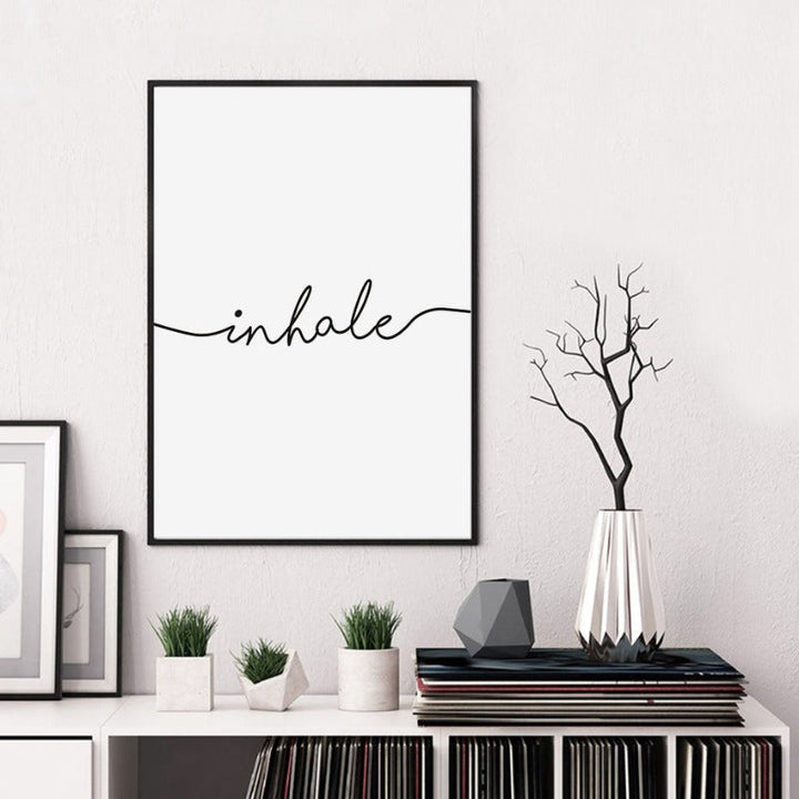 Minimalistische Zwart Wit Uitademen Inademen Letters - Canvas Muurkunst Schilderij