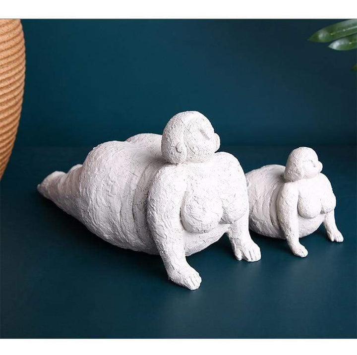 Zelfbewuste damesfiguren